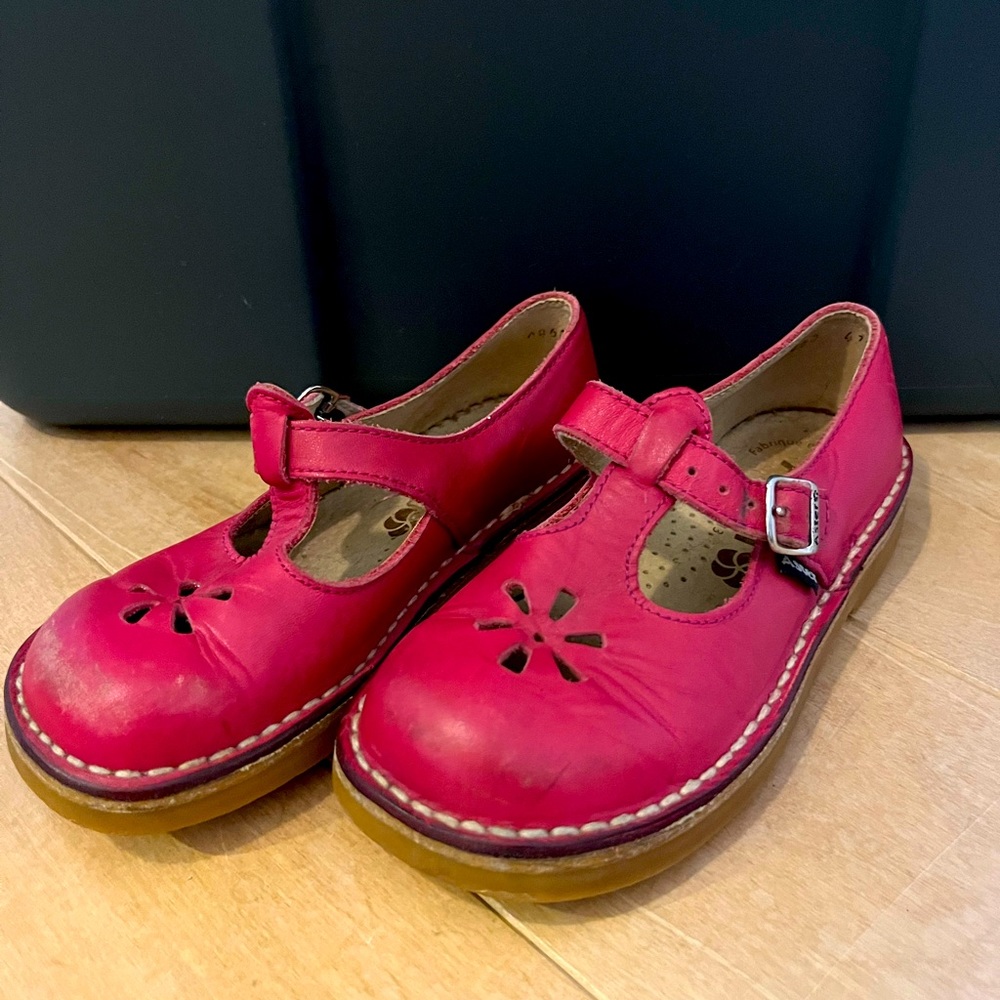 Girls red Aster shoes sz 29 US ( 11.5 )